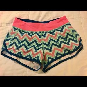 Iviva size 12 (lululemon) fits like a women’s 2.